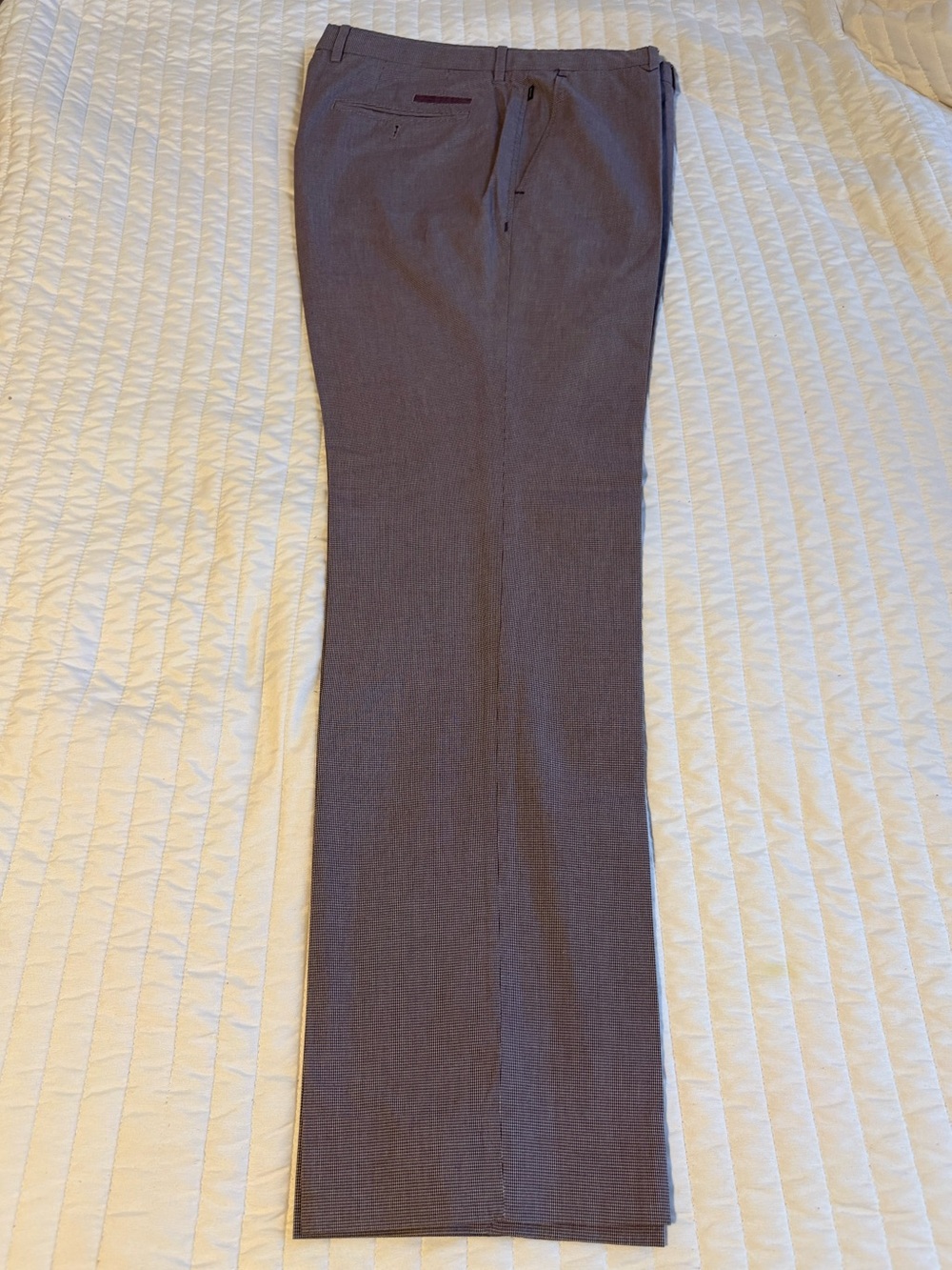 BOSS Hugo Boss Men's Gray and Maroon Dress Pants Flat Front Straight Leg 34 O23